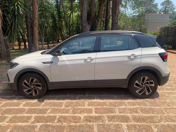 VOLKSWAGEN T-CROSS 1.4 250 TSI TOTAL FLEX HIGHLINE AUTOMÁTICO